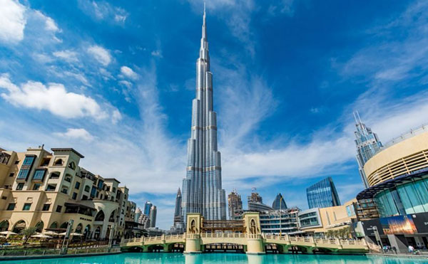 برج خليفة | استمتع بوقتك مع أعلى أبراج العالم على أرض عربية